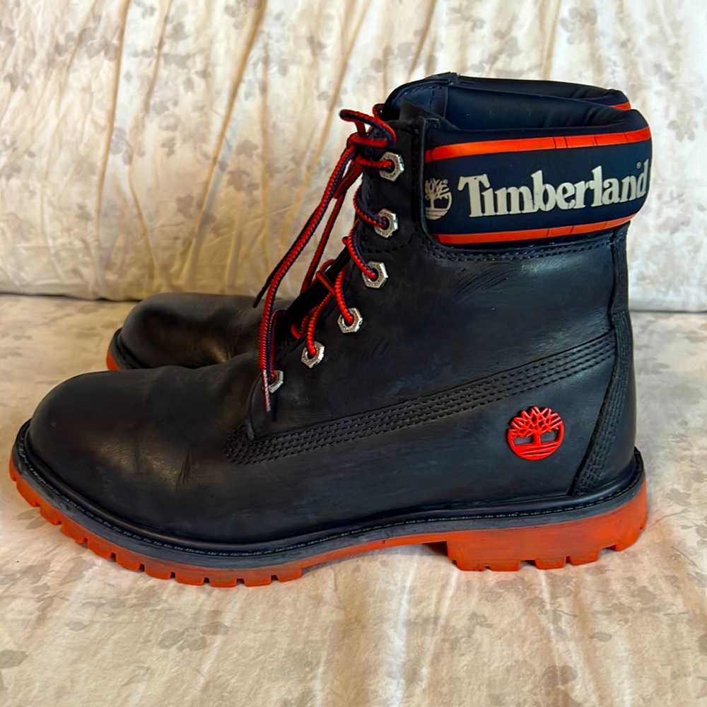 Timberland boots rare navy leather orange trim women’s 9